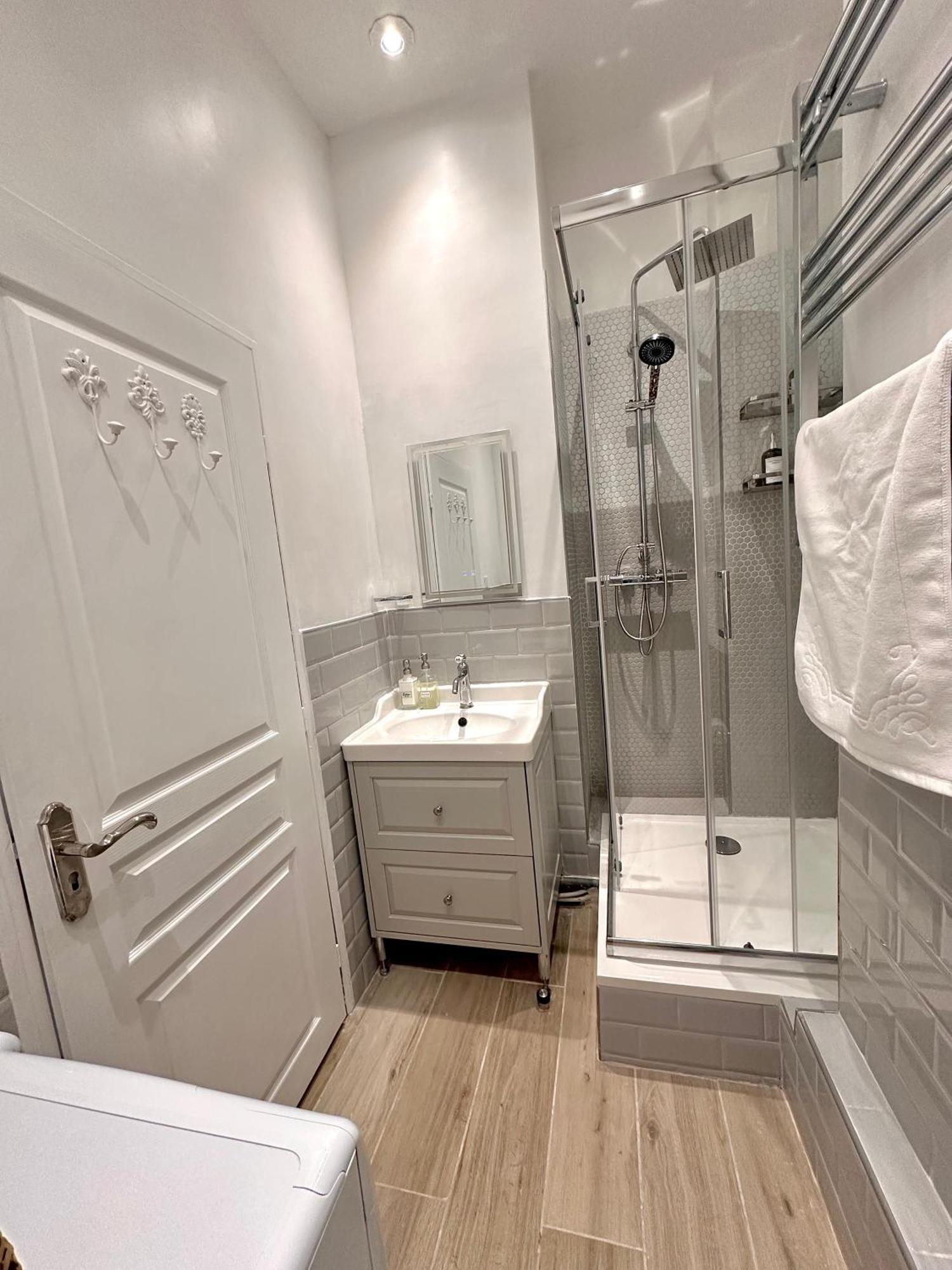 Apartment Sweet 9th Liege Opera Paris